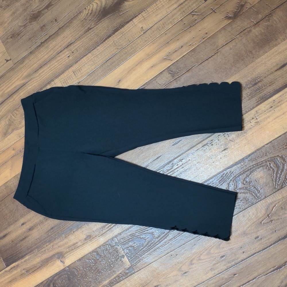 Soft Surroundings Petites Sadie Scalloped Ankle Pants - Picture 2 of 10